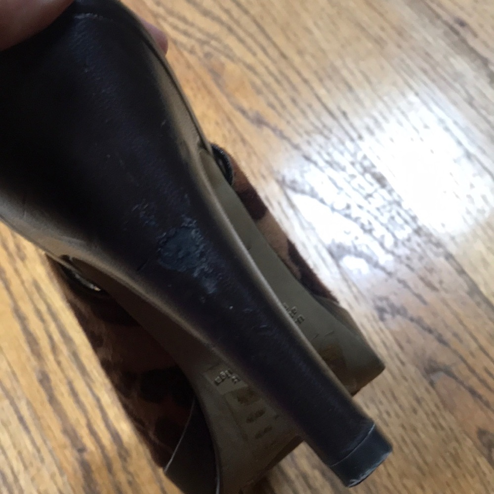 Fioni leopard slingback platform retro heels.  8. - Picture 5 of 7